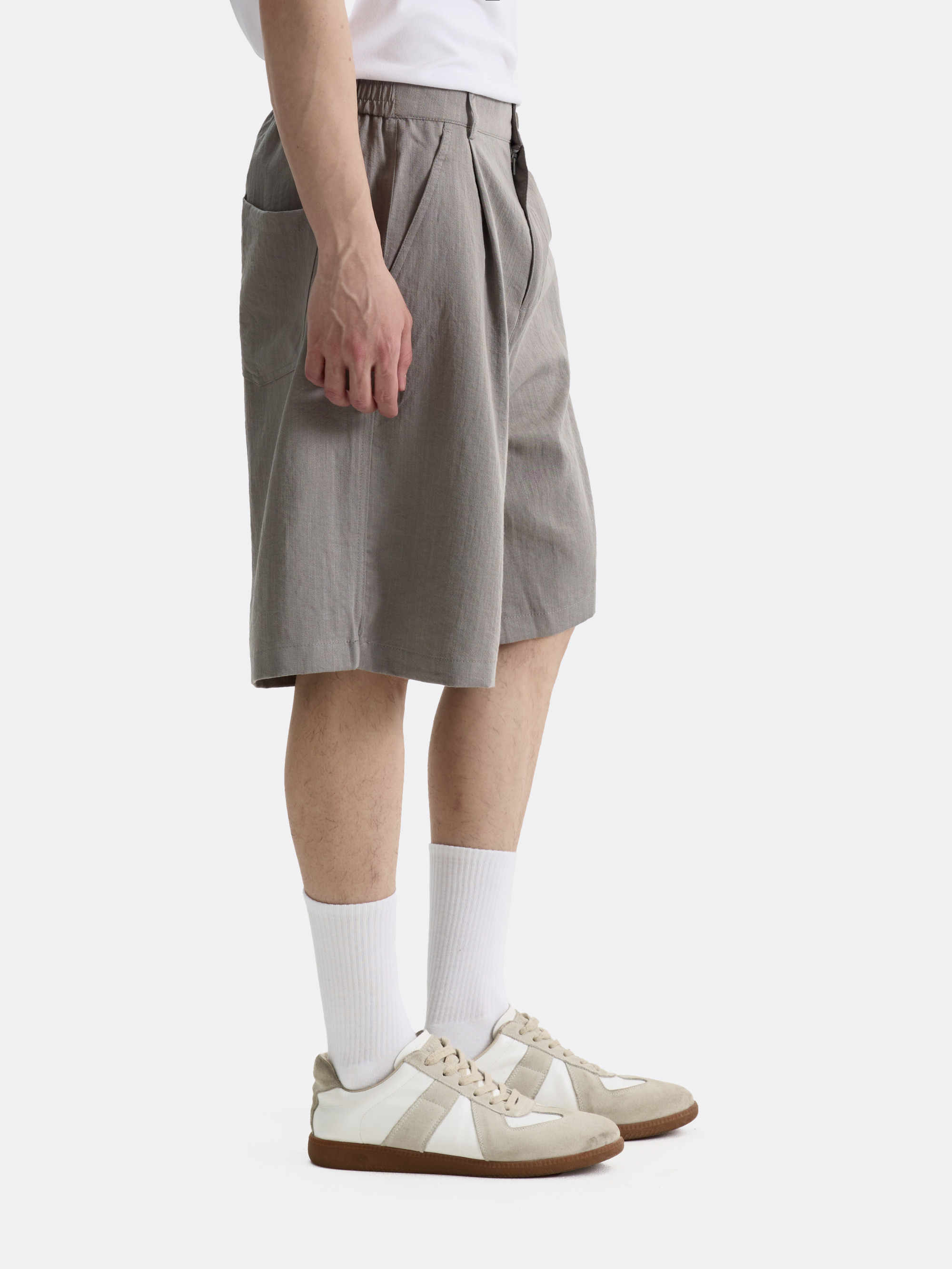 Шорты Volume Pleat
