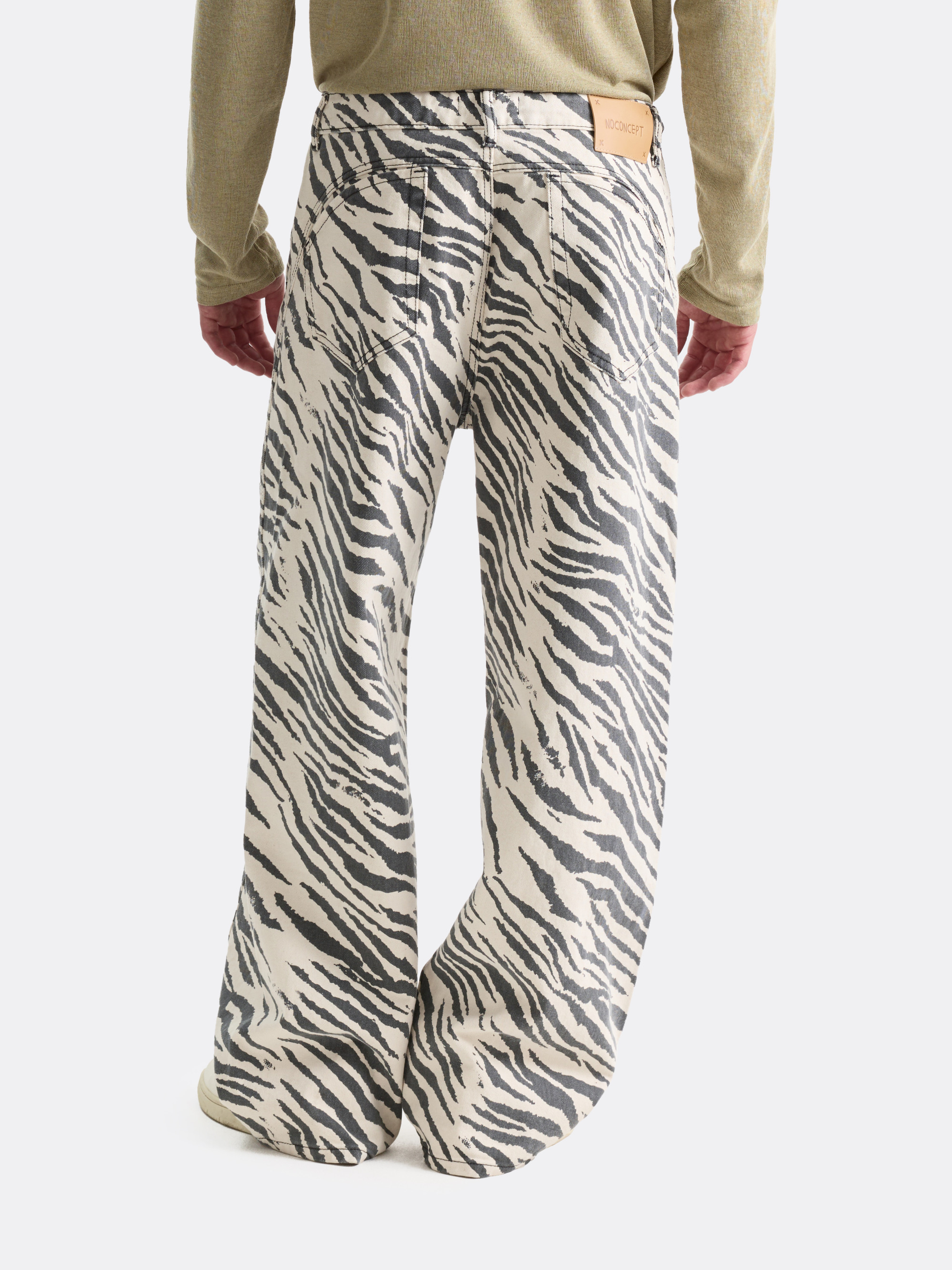 ​Джинсы Zebra