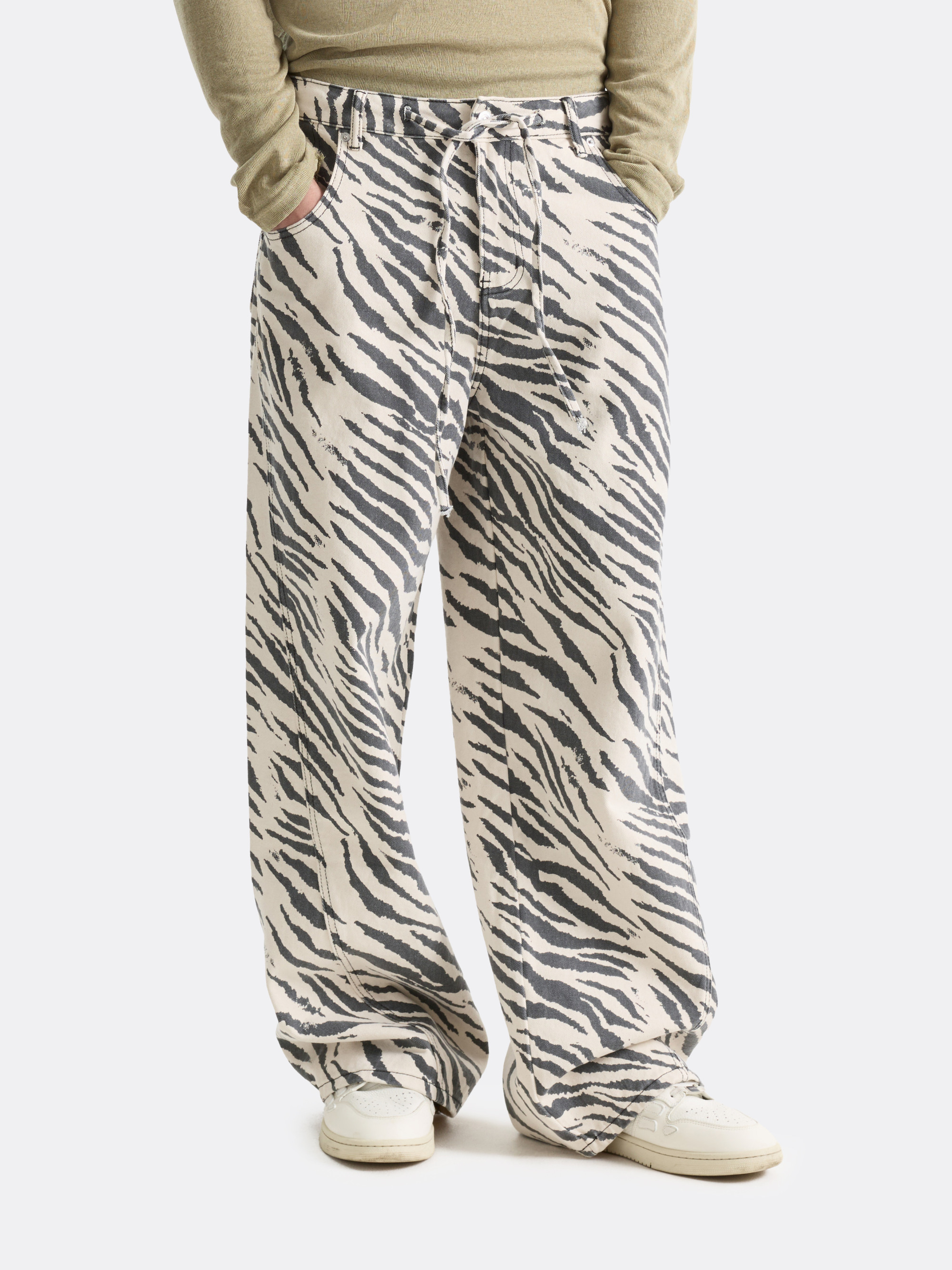 ​Джинсы Zebra