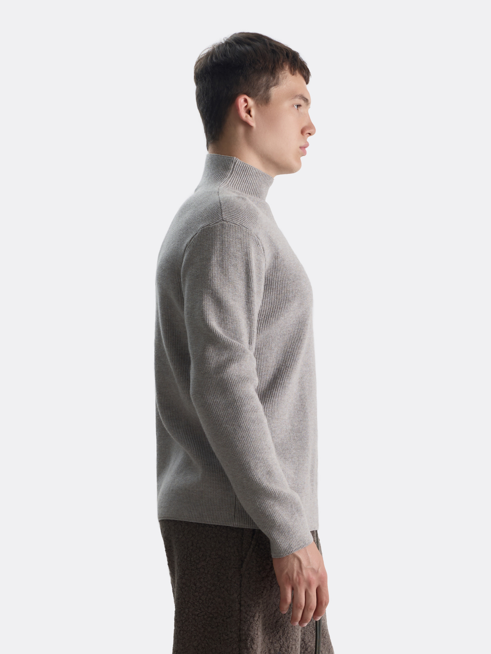 Свитер Monotone