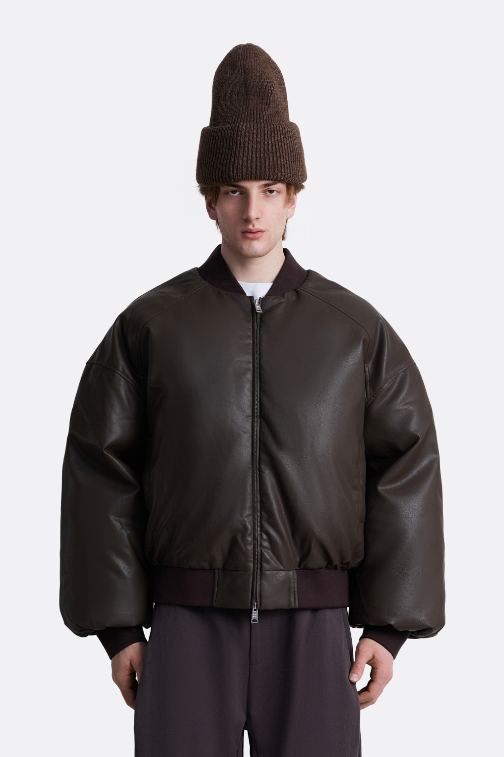 ​Объемный бомбер amount