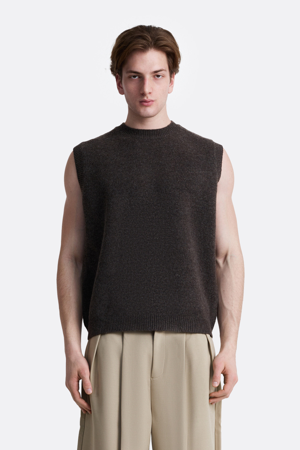 ​Вязаный жилет