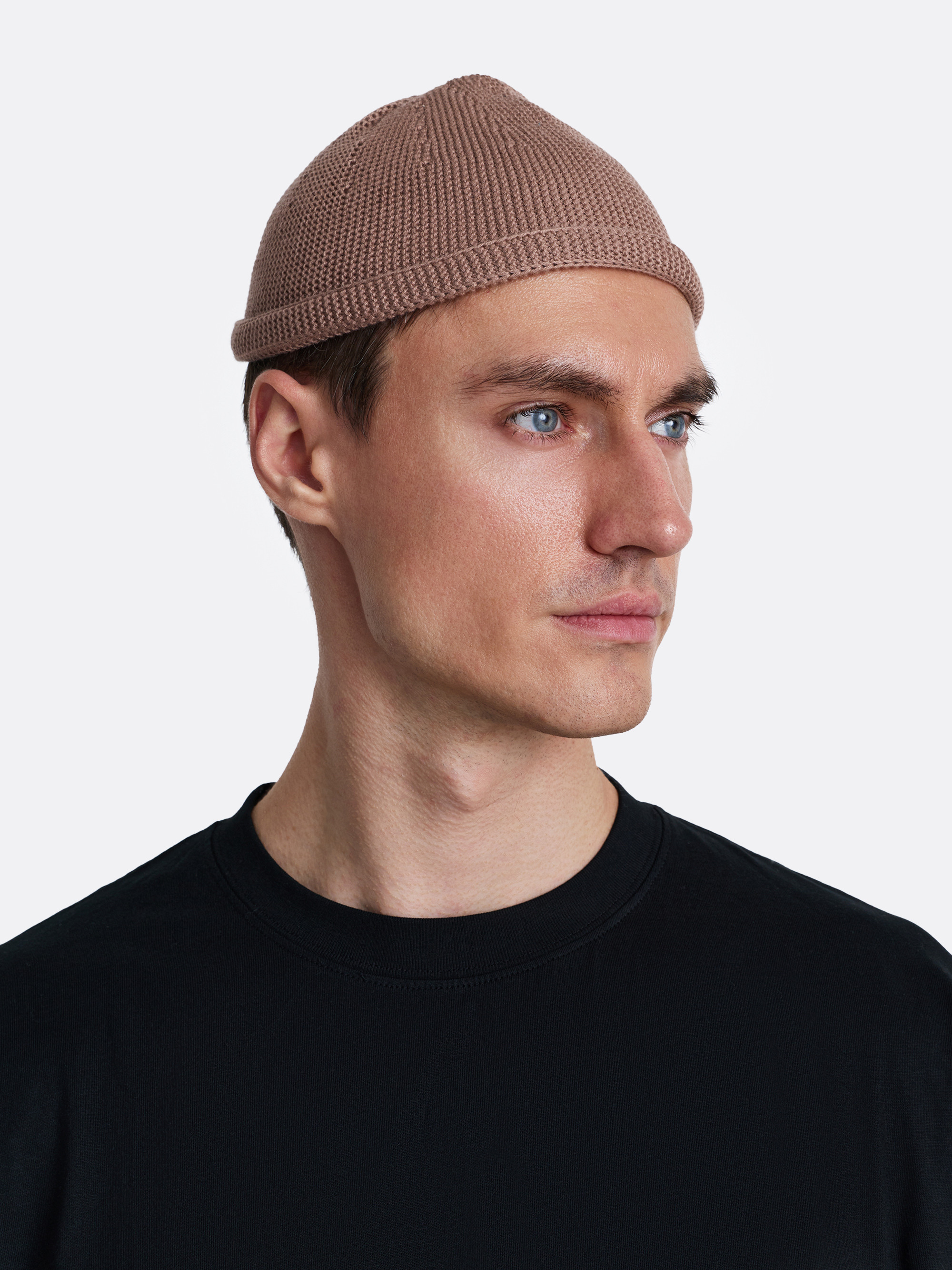 ​Шапка-бини