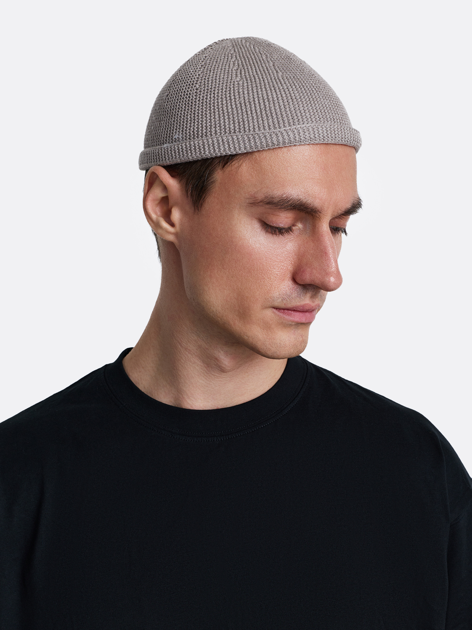 ​Шапка-бини