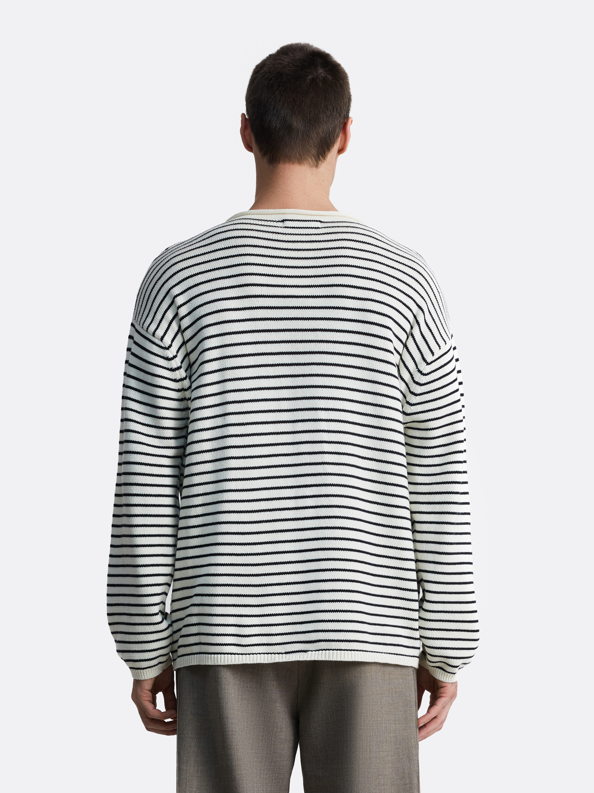 ​Полосатый пуловер