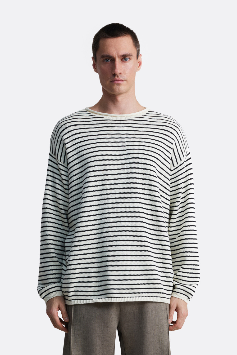 ​Полосатый пуловер