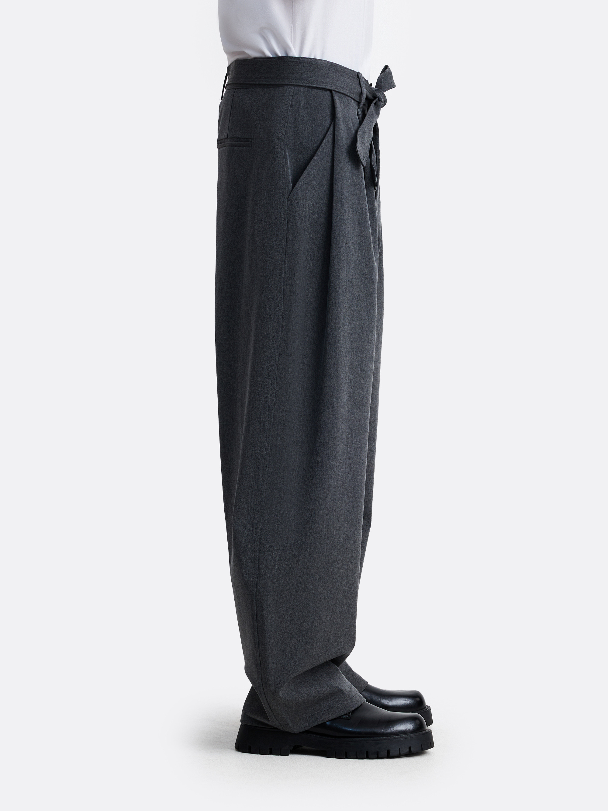 Брюки с поясом