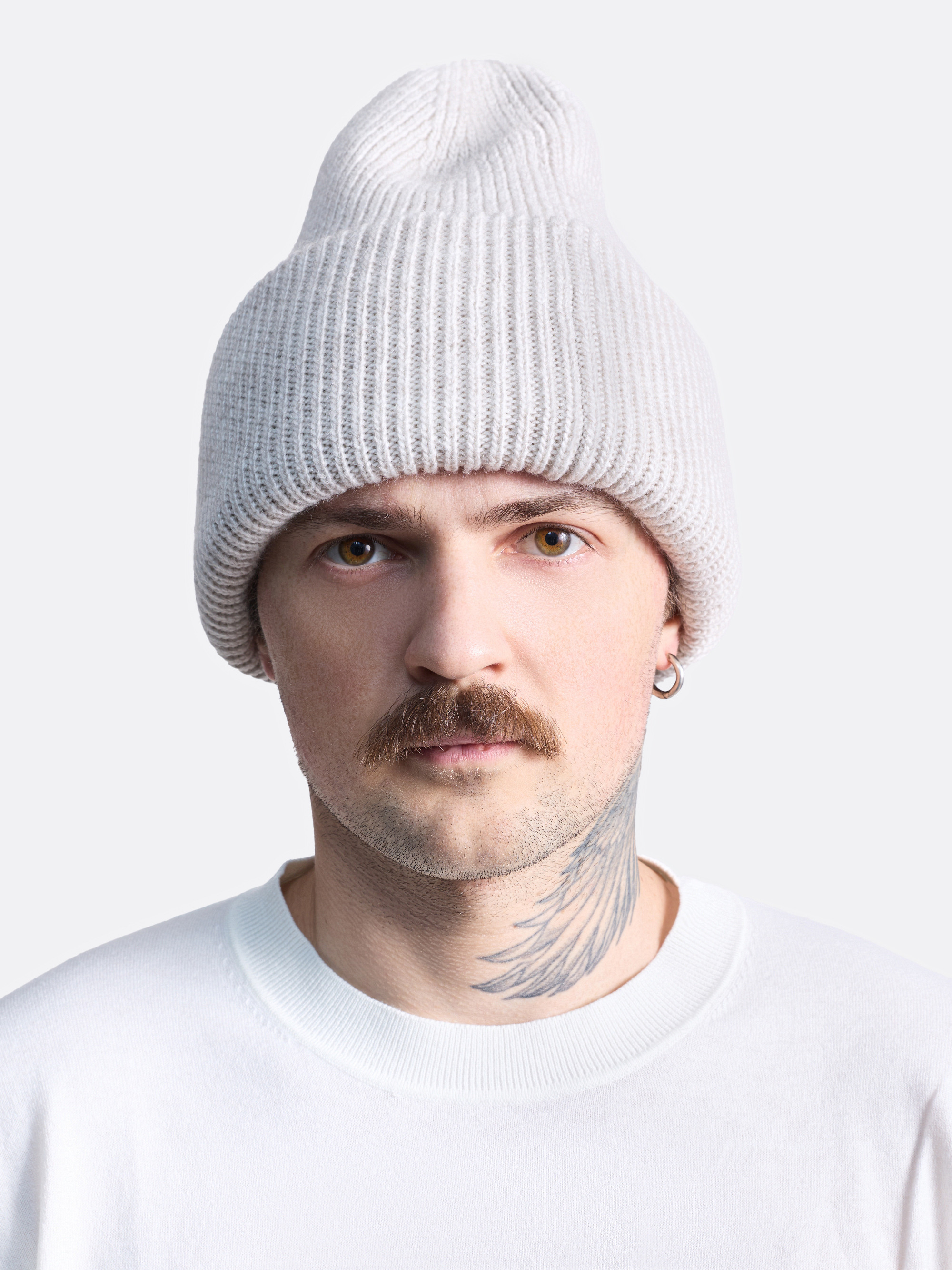 Шапка с отворотом