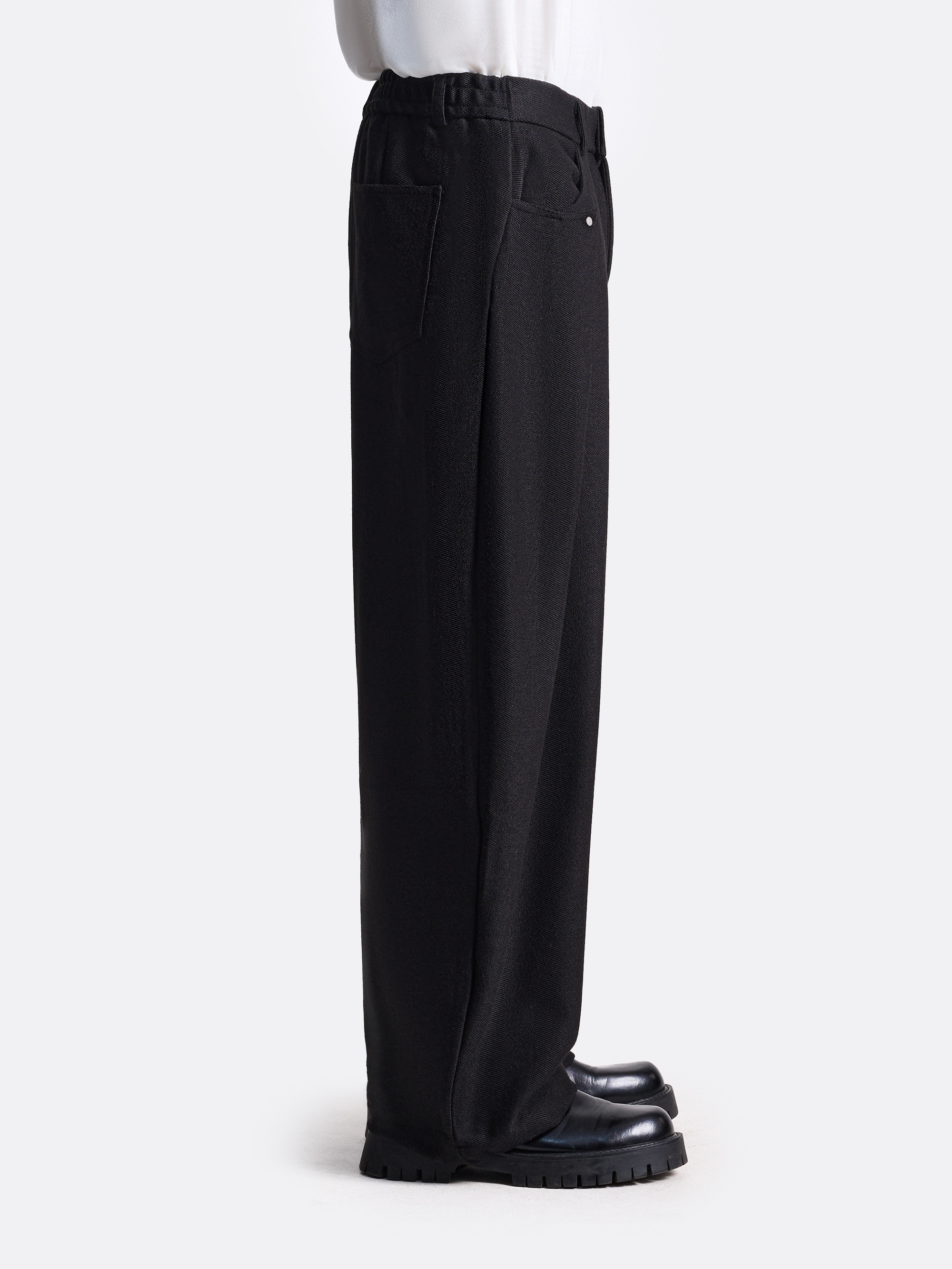 ​Брюки с защипами