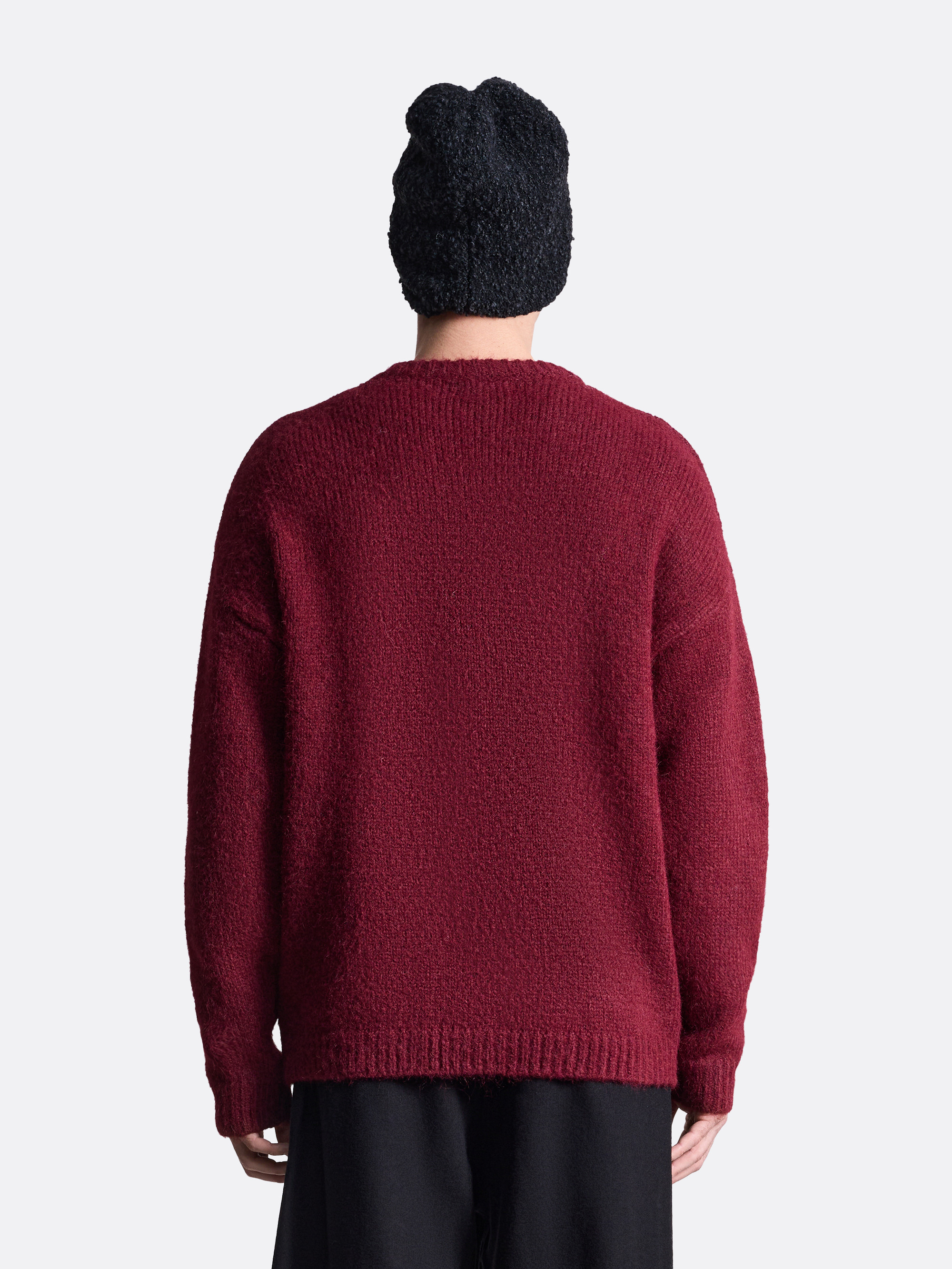 ​Вязаный свитер