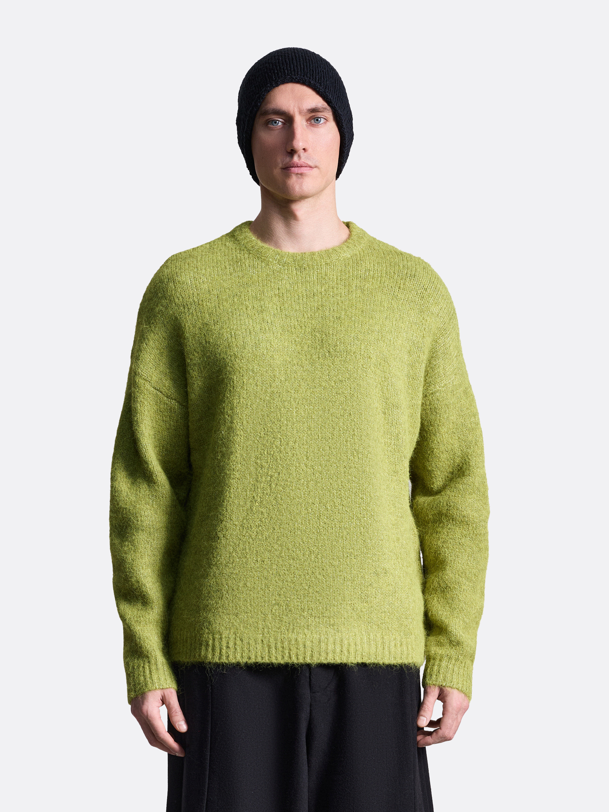 ​Вязаный свитер