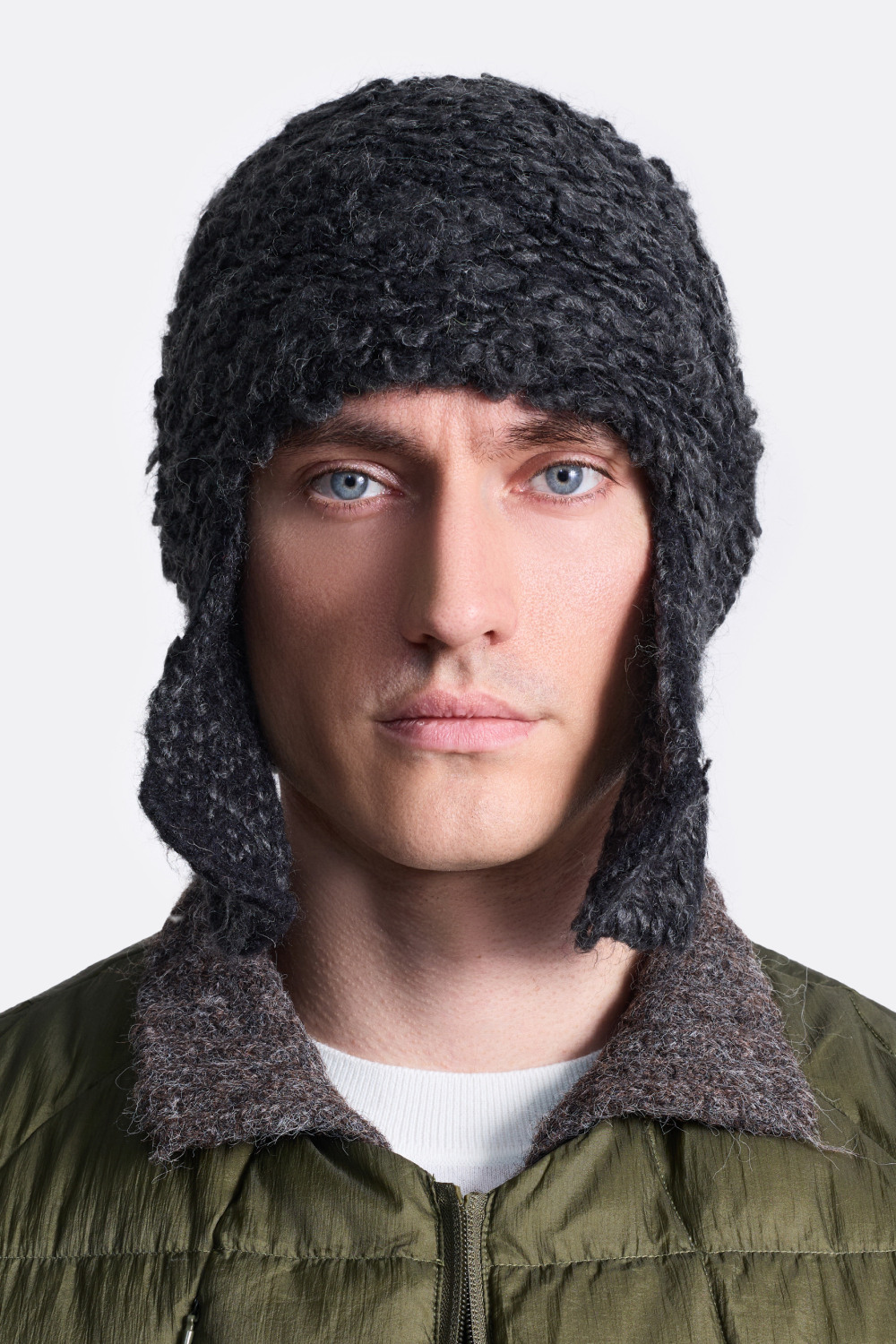 ​Шапка-ушанка curly