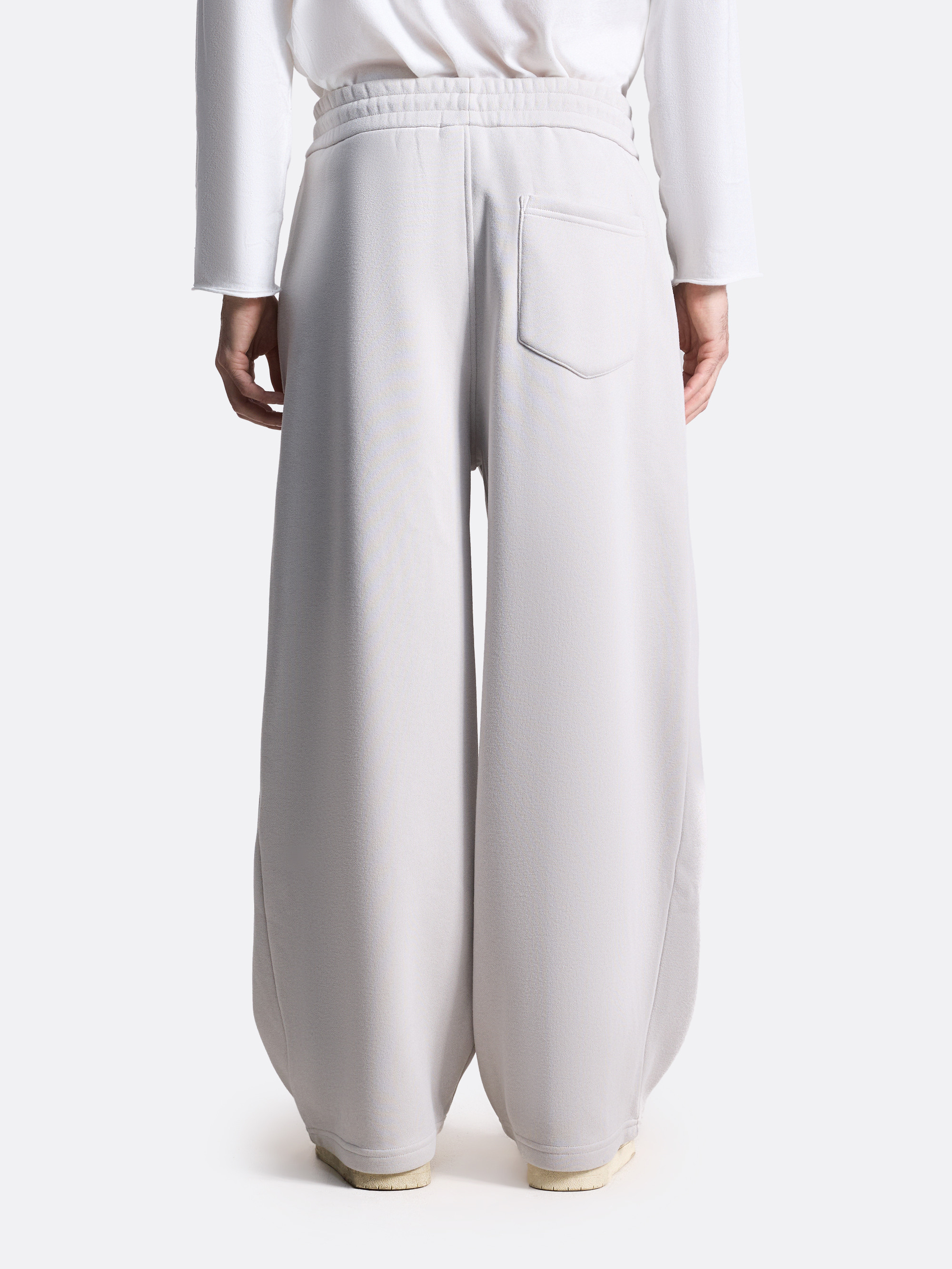 ​Брюки со складками