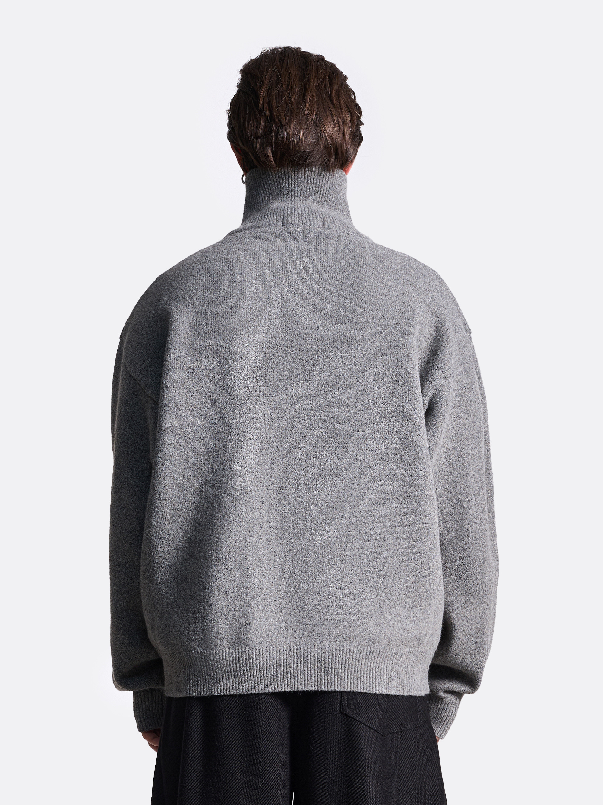 ​Свитер с застежкой-молнией