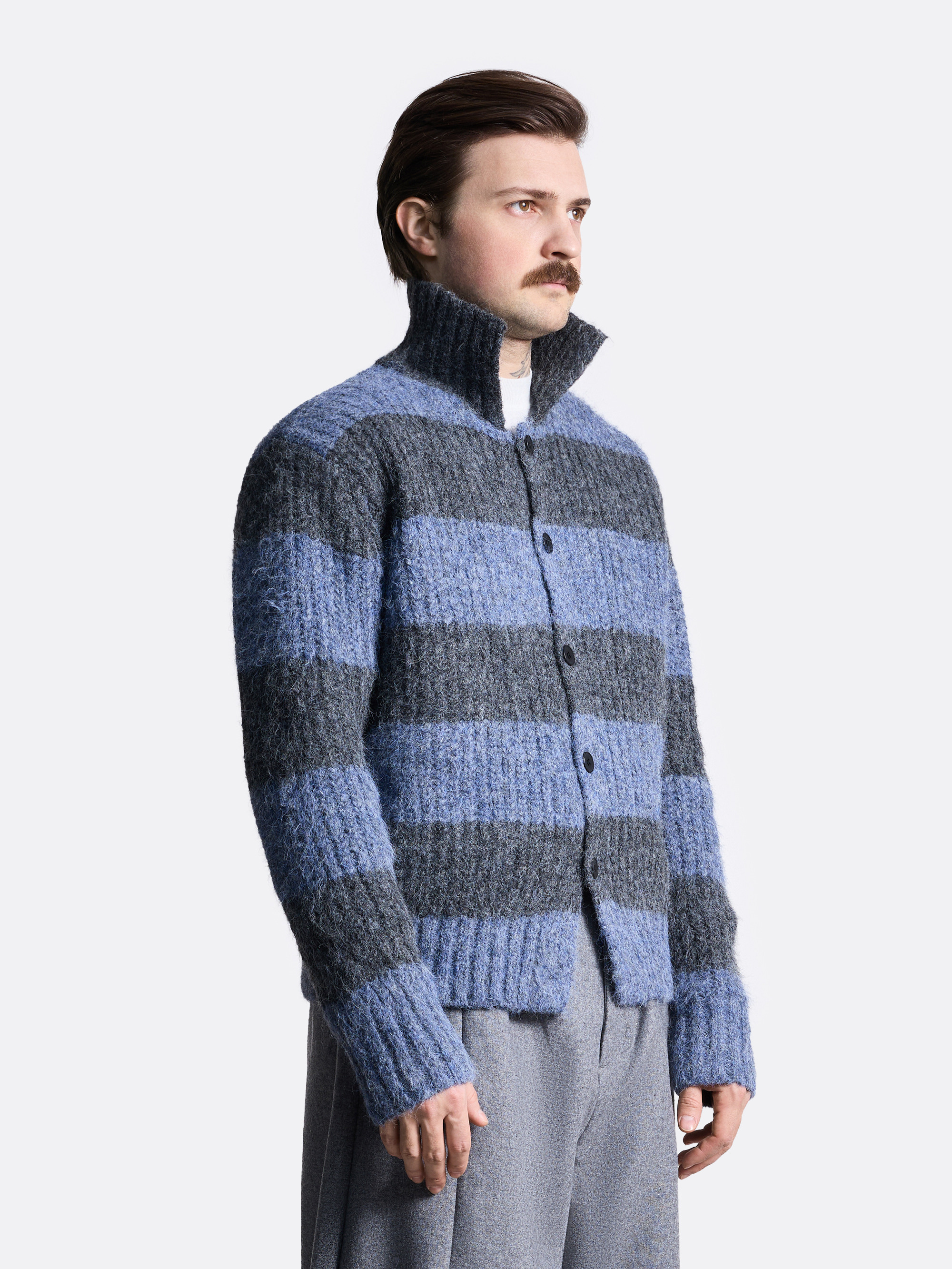 ​Кардиган в полоску