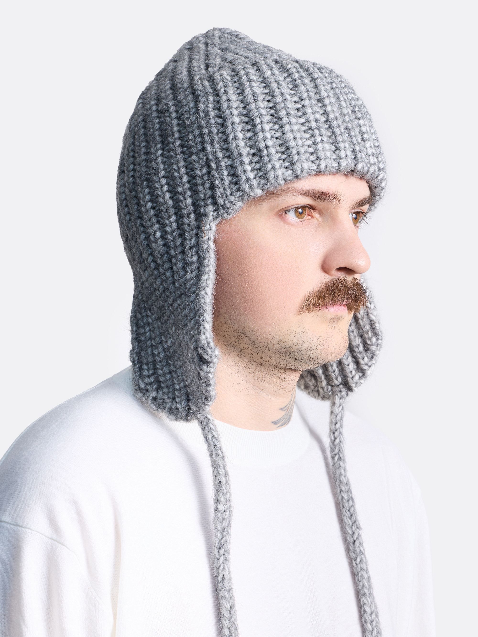 ​Шапка-ушанка с завязками