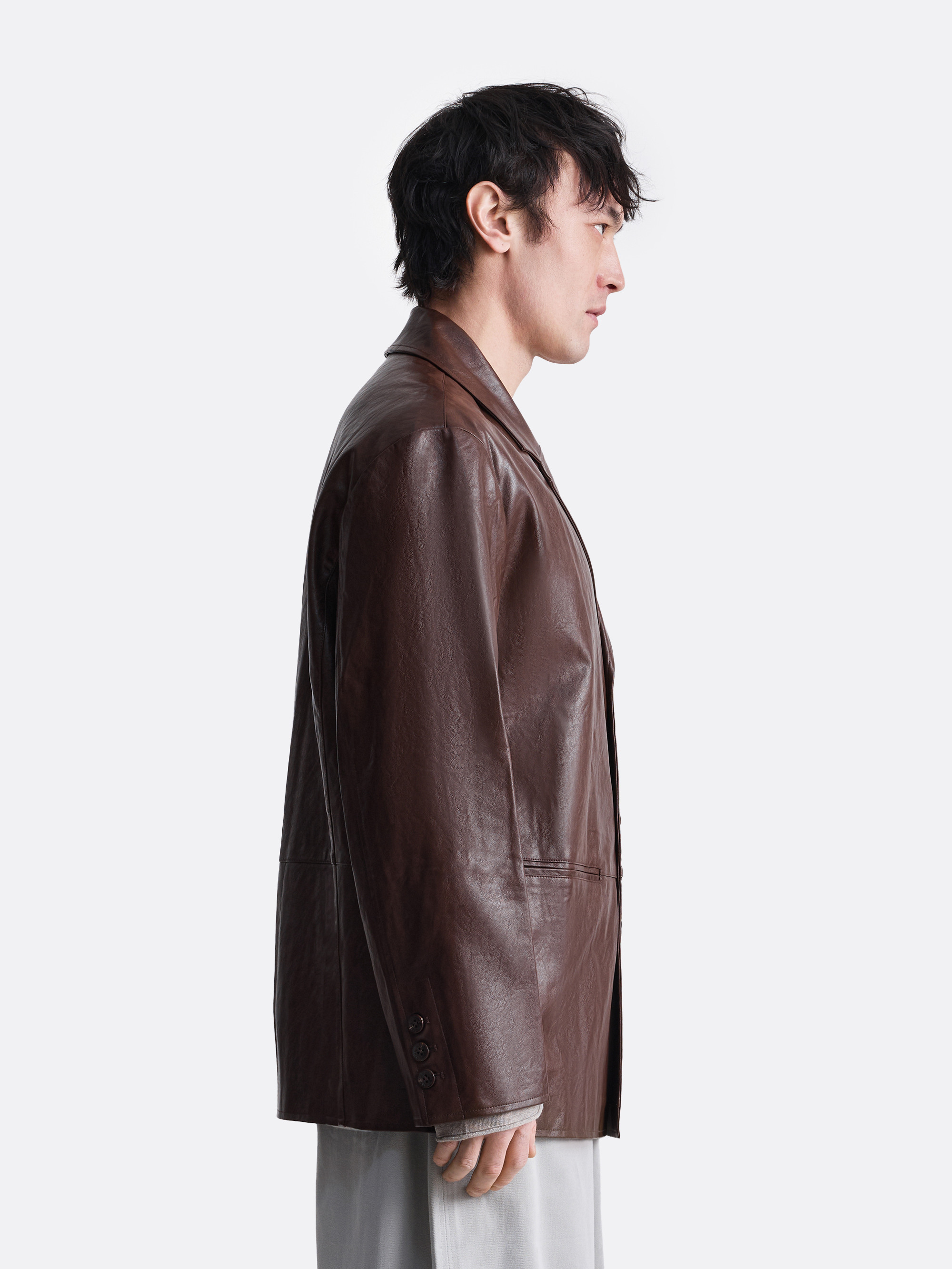 ​Пиджак из эко-кожи