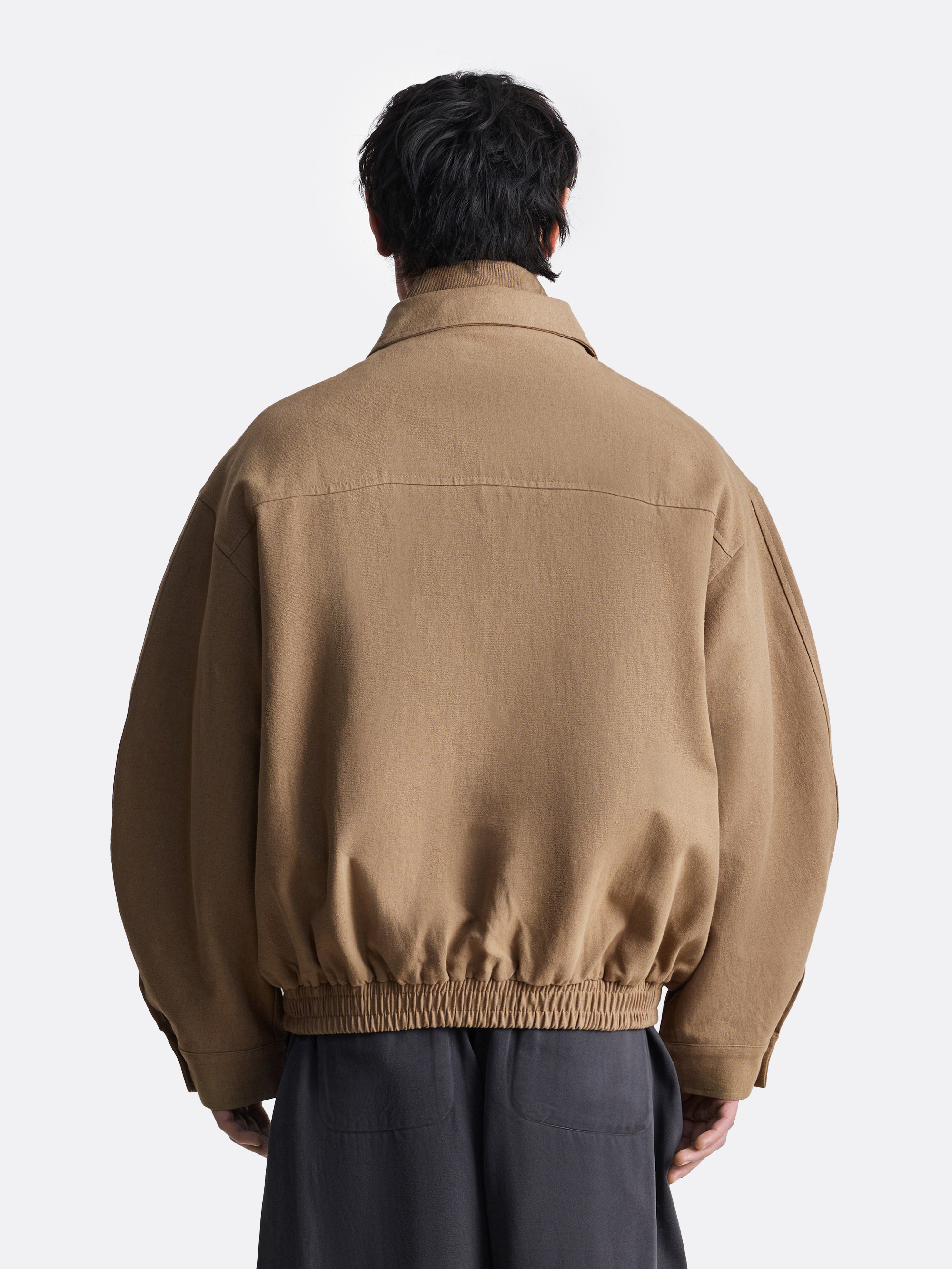 ​Объемный бомбер