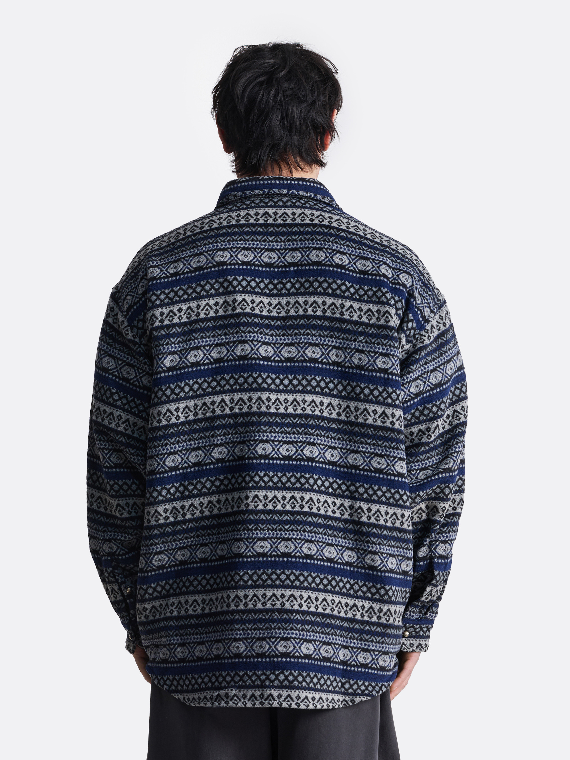 ​Рубашка с узорами