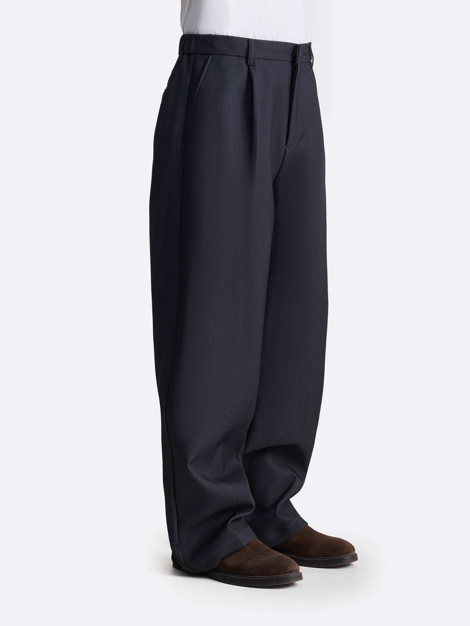 Брюки прямого кроя