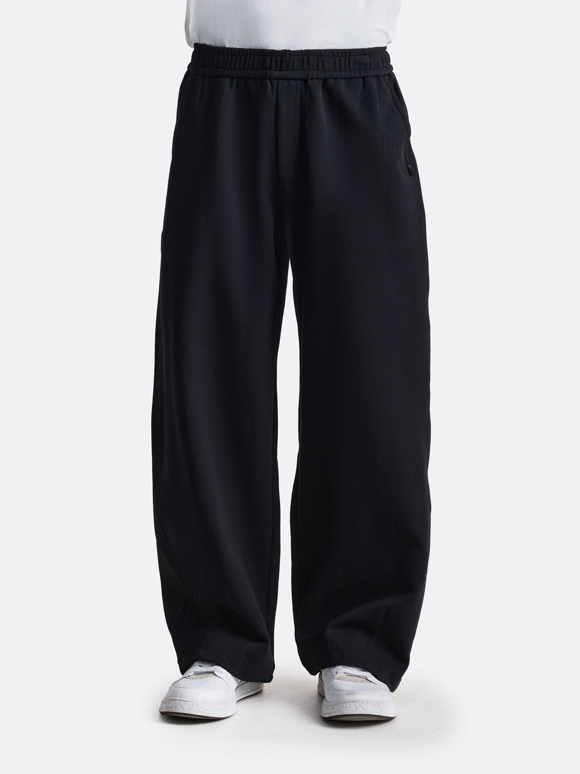 Брюки с расслабленной посадкой