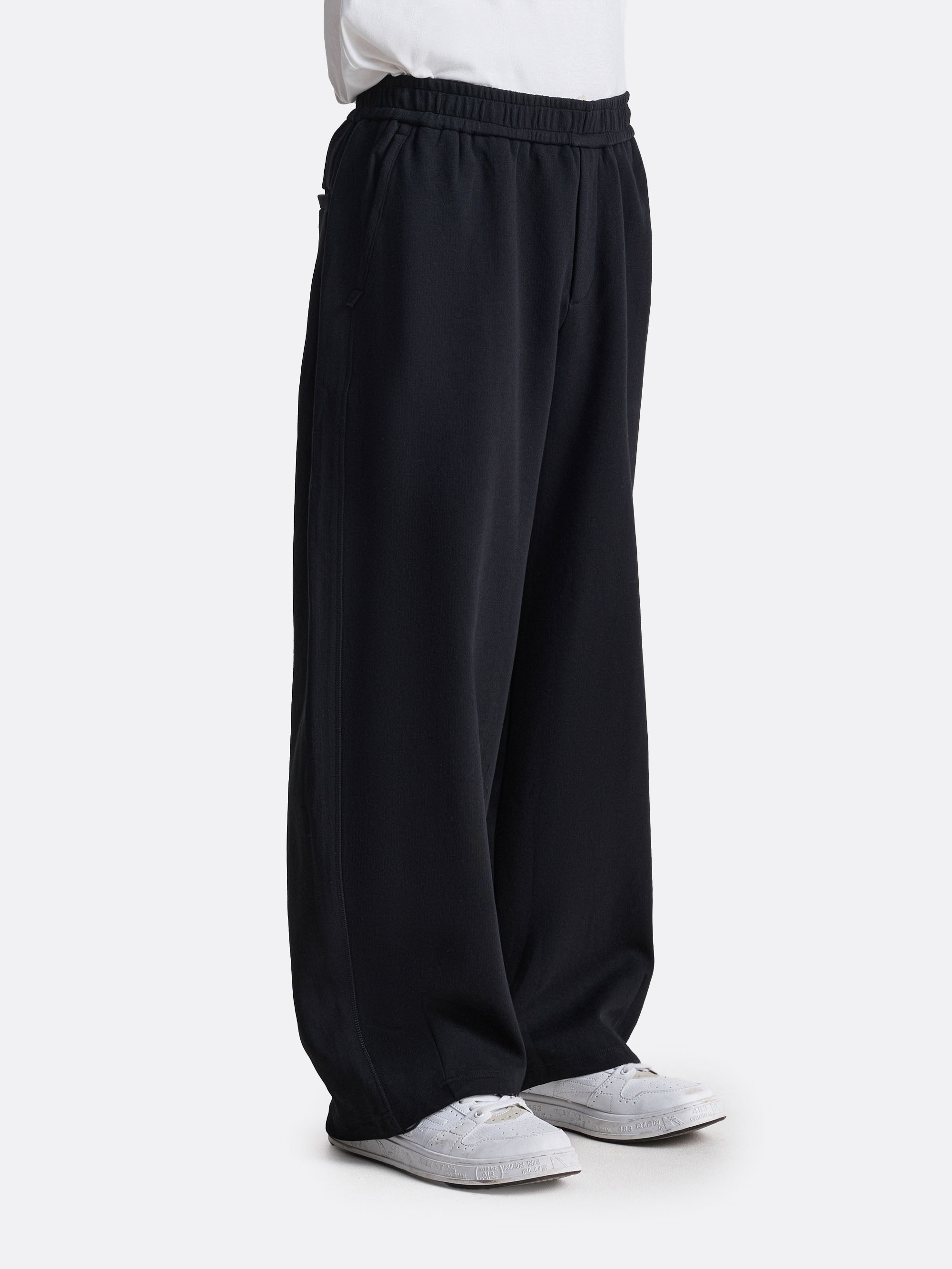 Брюки с расслабленной посадкой