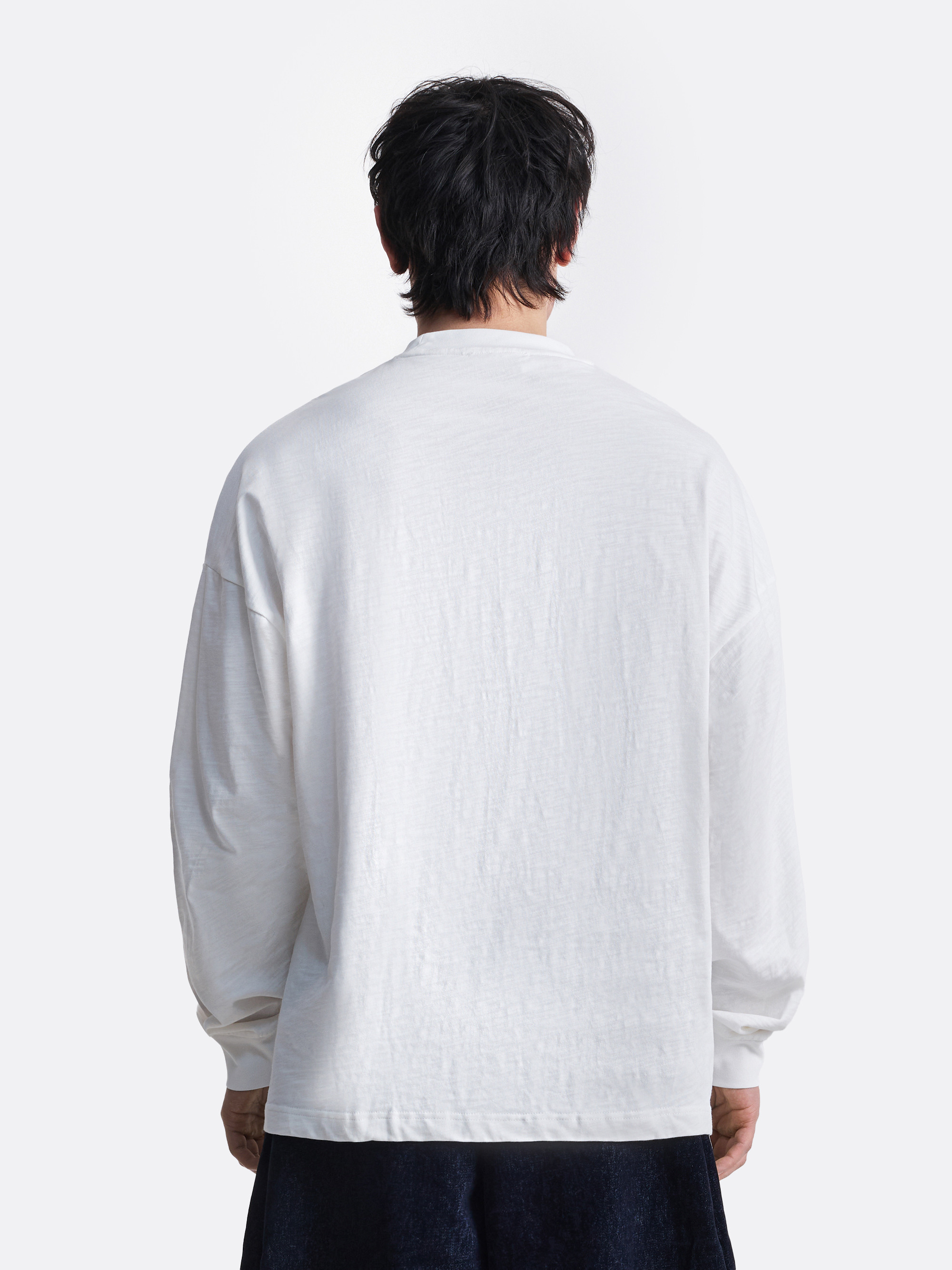 ​Лонгслив с вышивкой