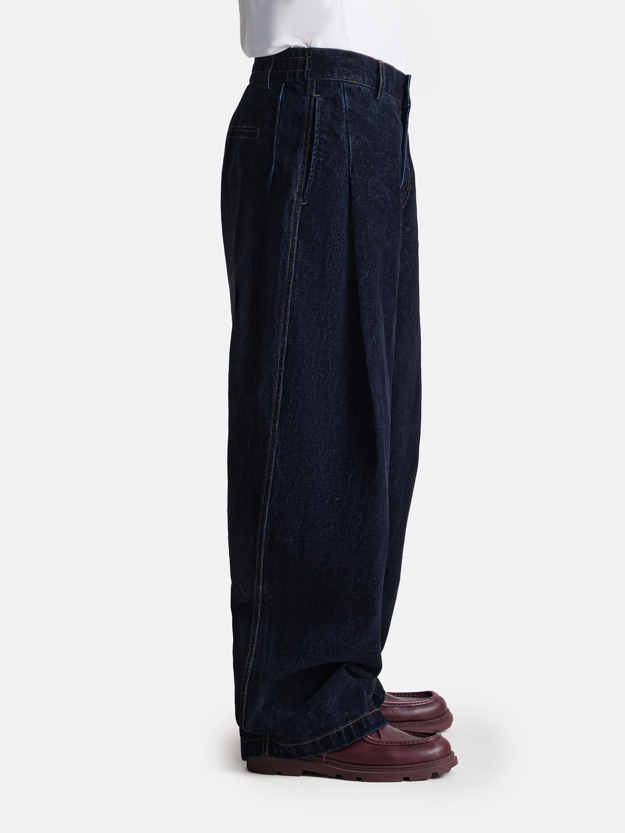 ​Джинсы темно-синие