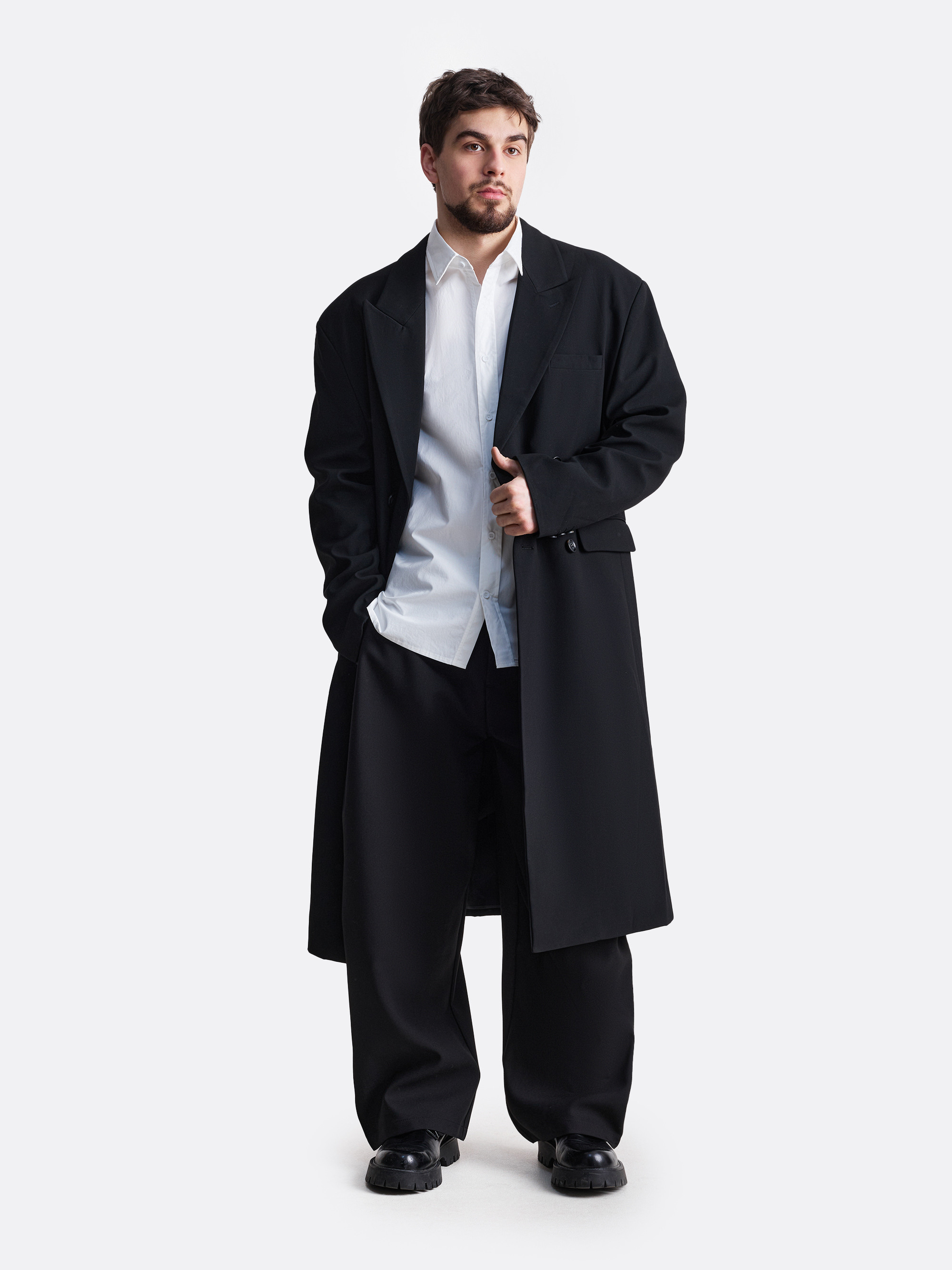 ​Двубортное пальто