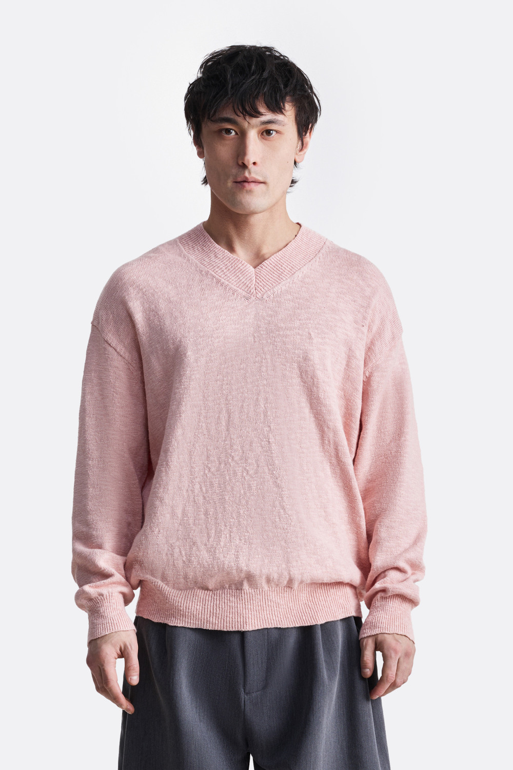 ​Свитер с V-образным вырезом