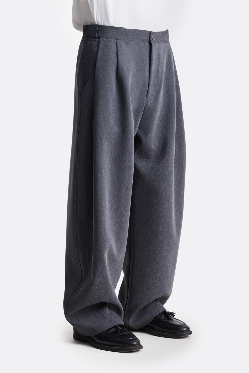 Брюки свободного силуэта