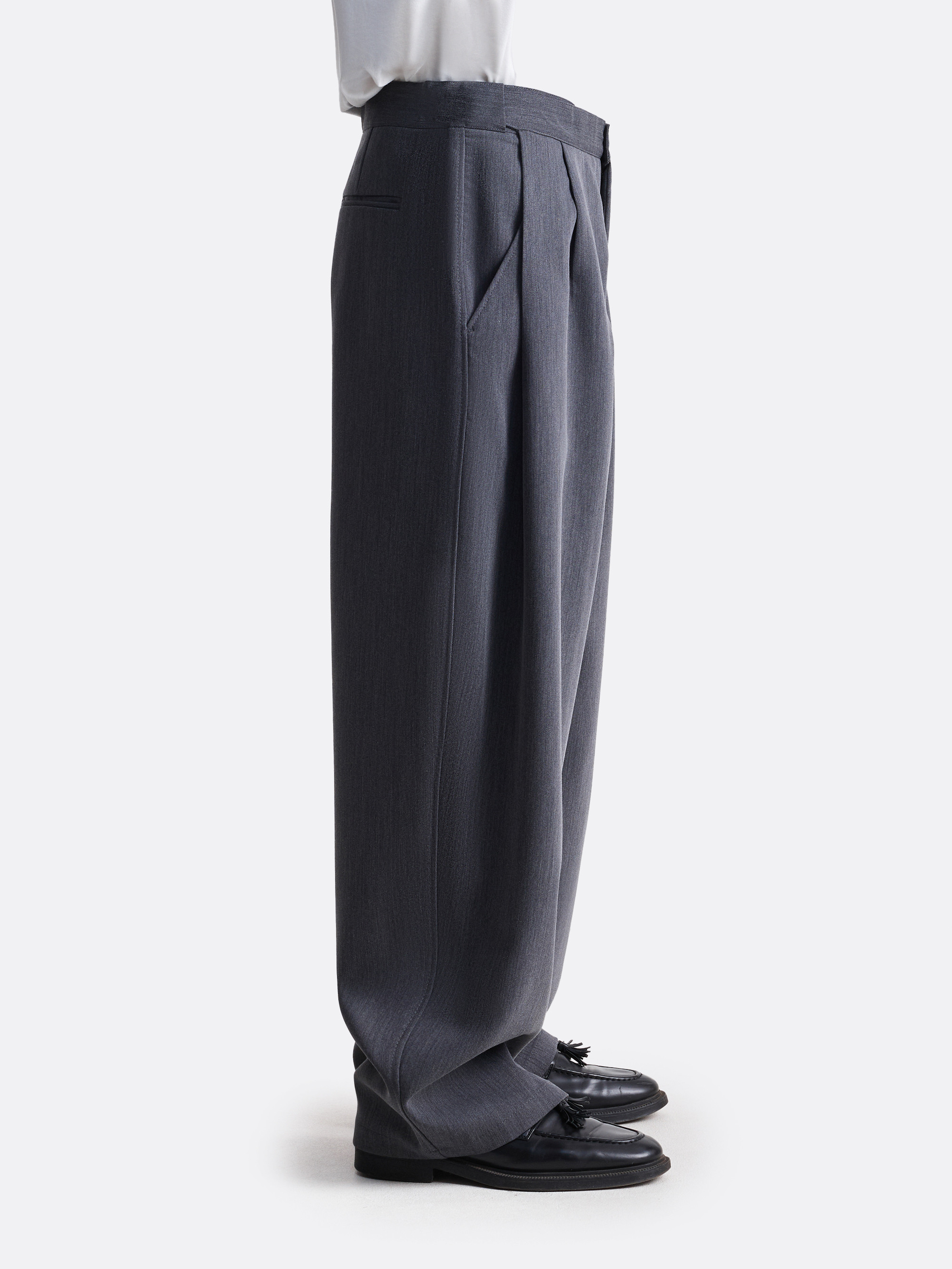 Брюки свободного силуэта