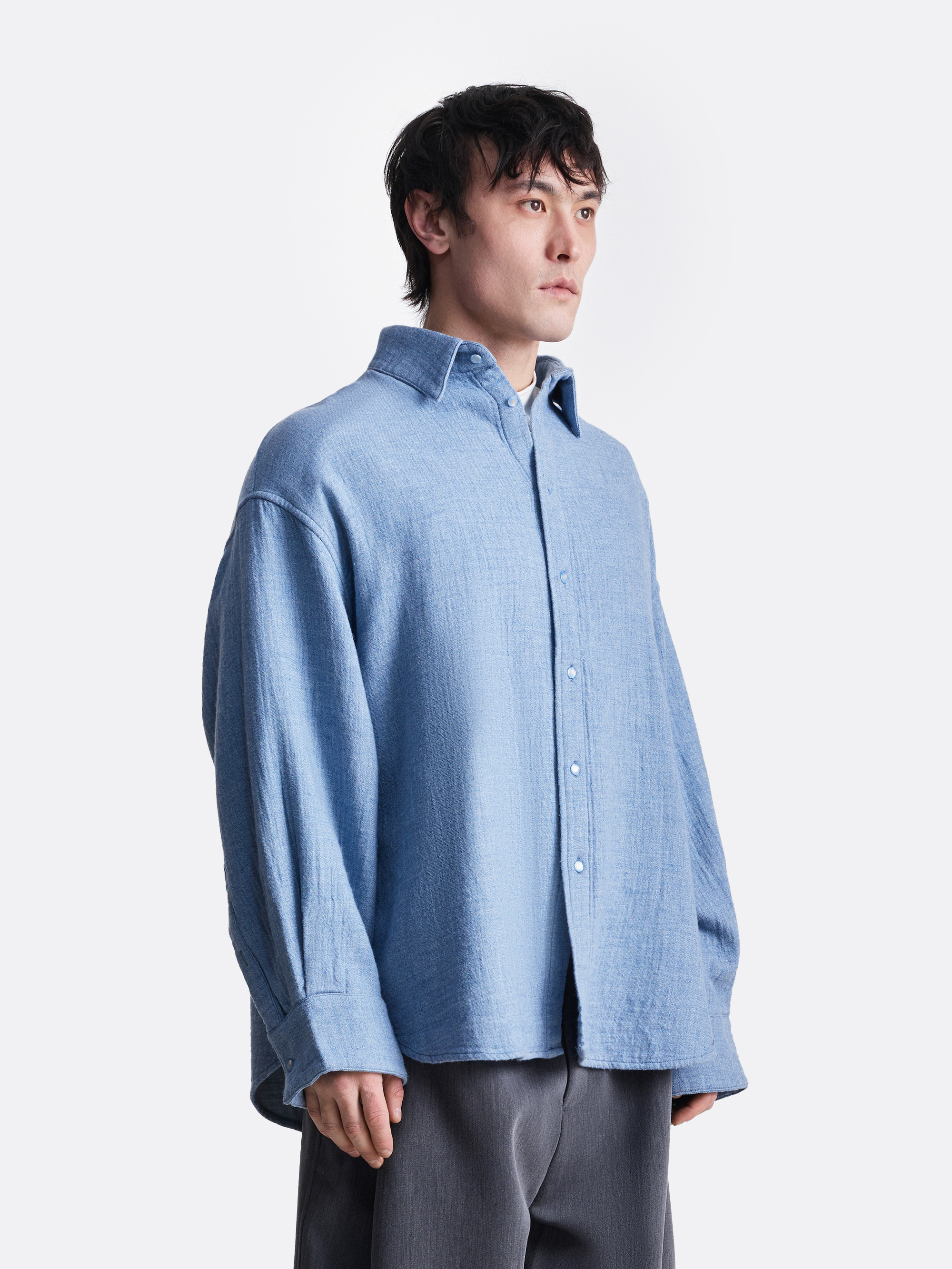 ​Рубашка с вышивкой на спине