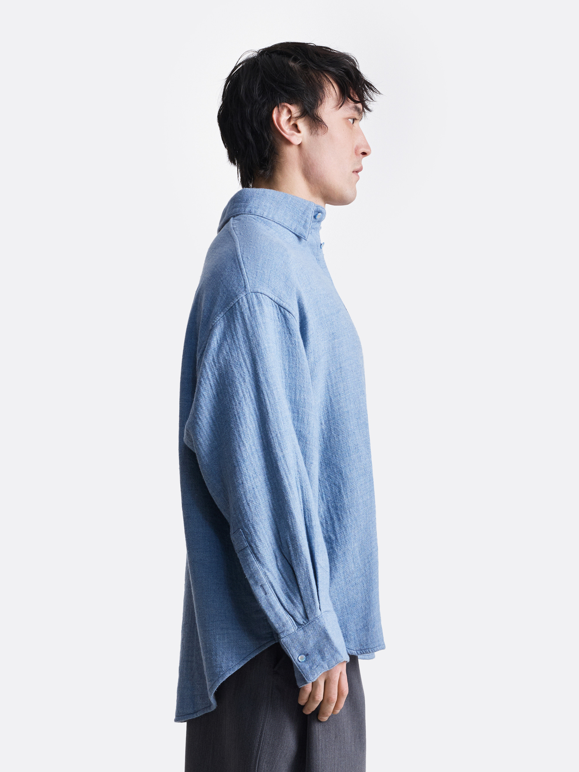 ​Рубашка с вышивкой на спине