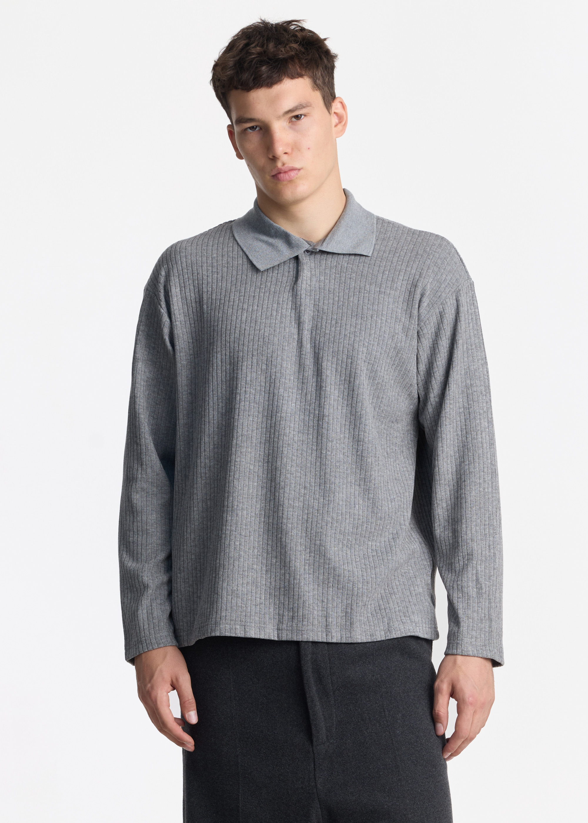 Лонгслив COLLAR