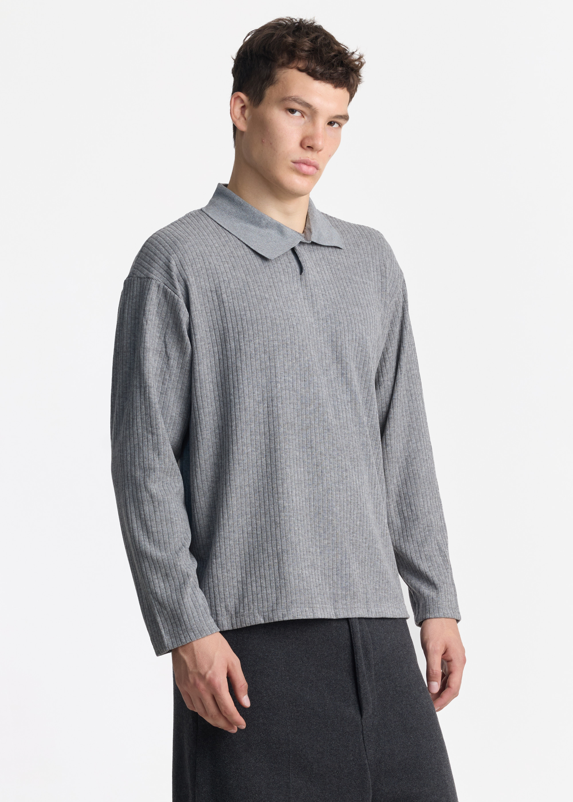 Лонгслив COLLAR