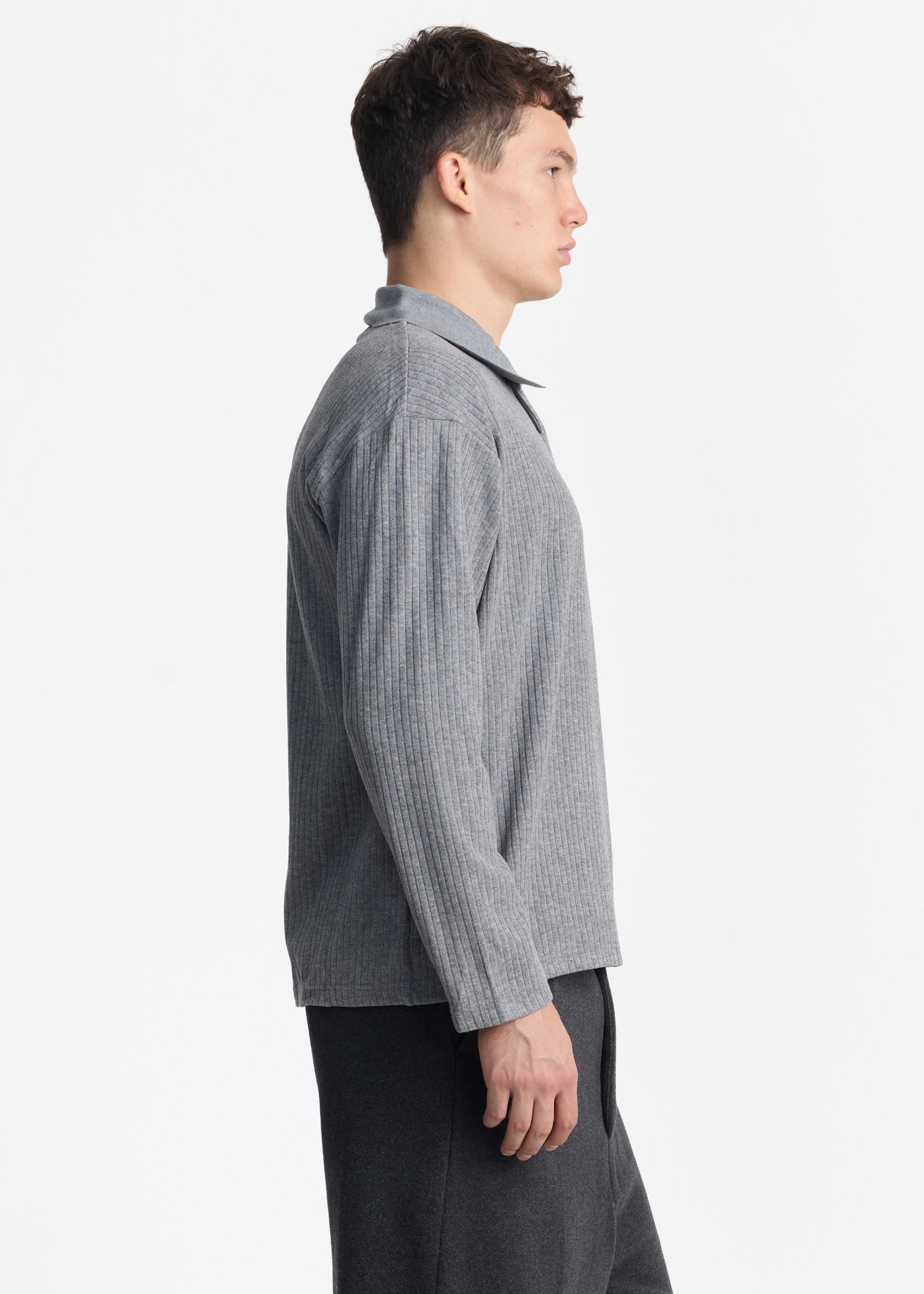 Лонгслив COLLAR