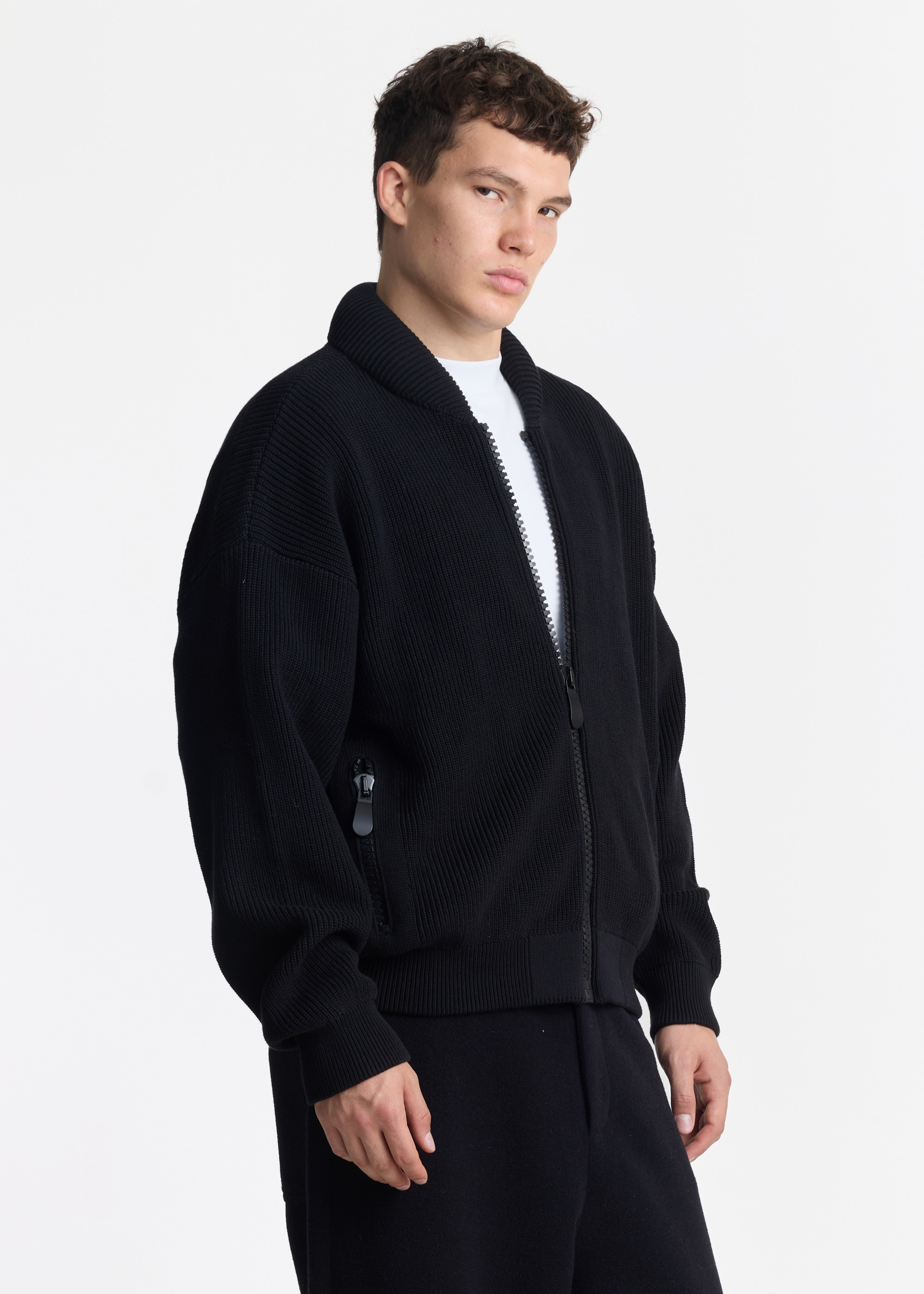 Свитер на молнии BLACKOUT ZIP