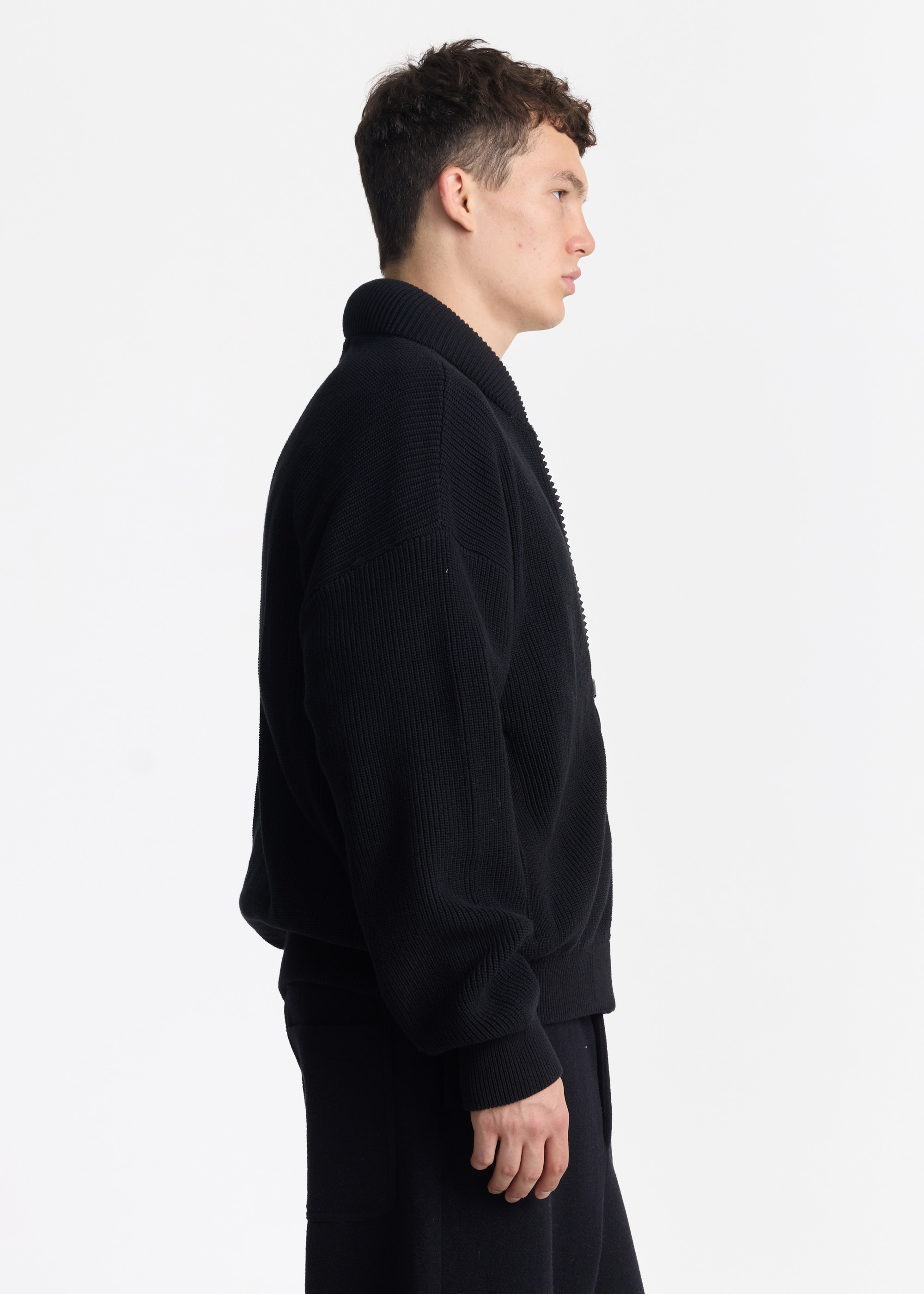 Свитер на молнии BLACKOUT ZIP